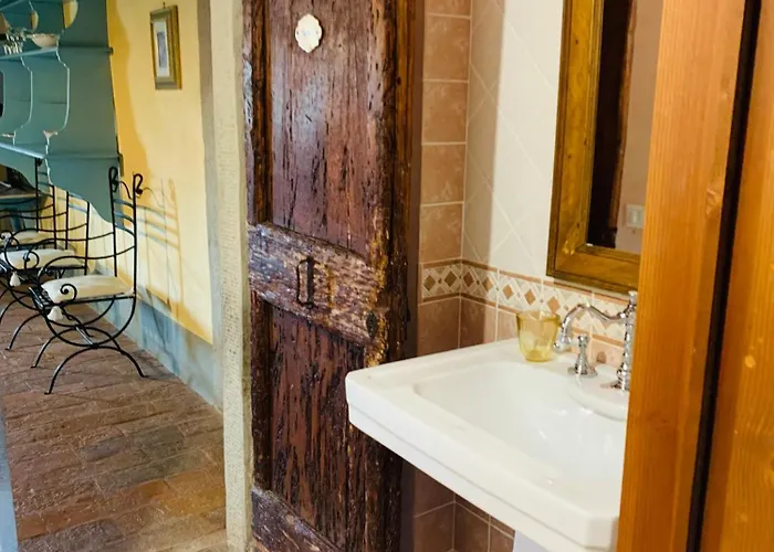 Locanda Di Santantimo 4* Chiassa Superiore