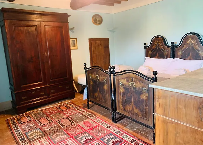 Locanda Di Santantimo Bed & Breakfast 4*
