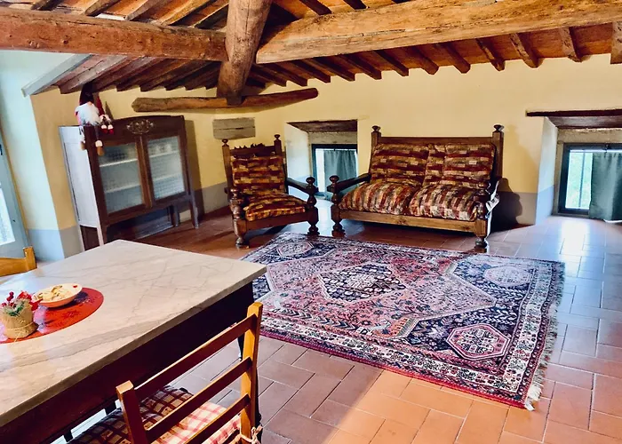 Locanda Di Santantimo Bed & Breakfast 4*
